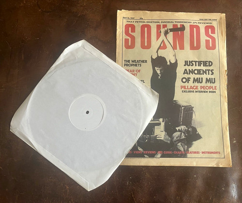Black white label - label, vinyl